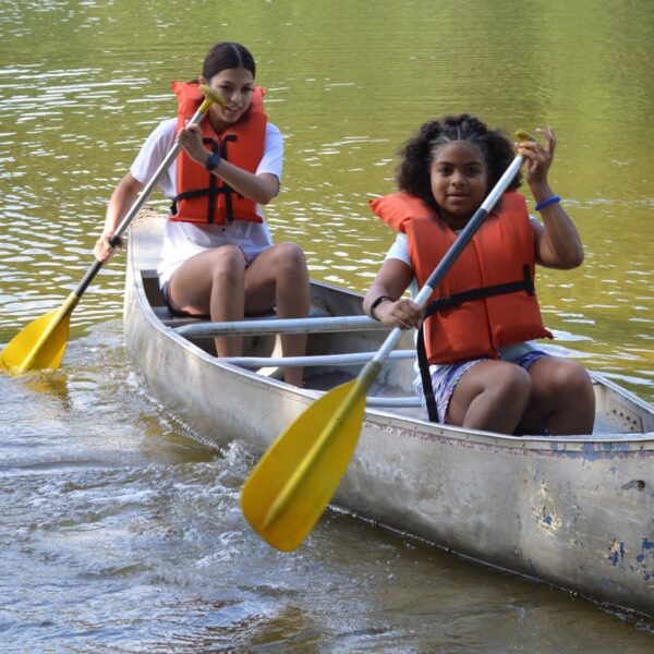 campers canoeing