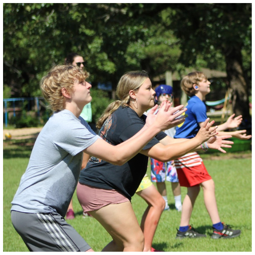 campers playing water toss